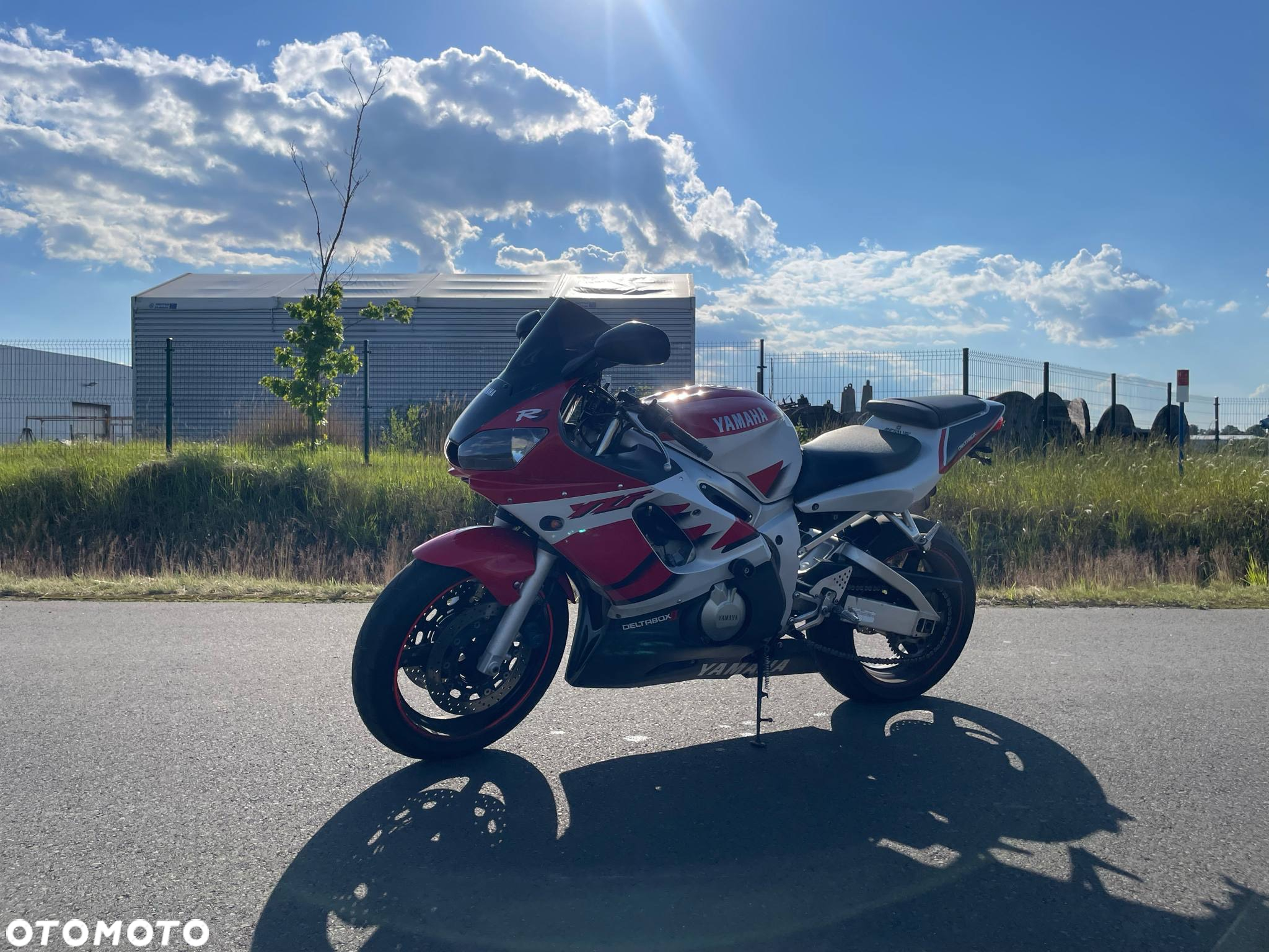 Yamaha R6 - 25