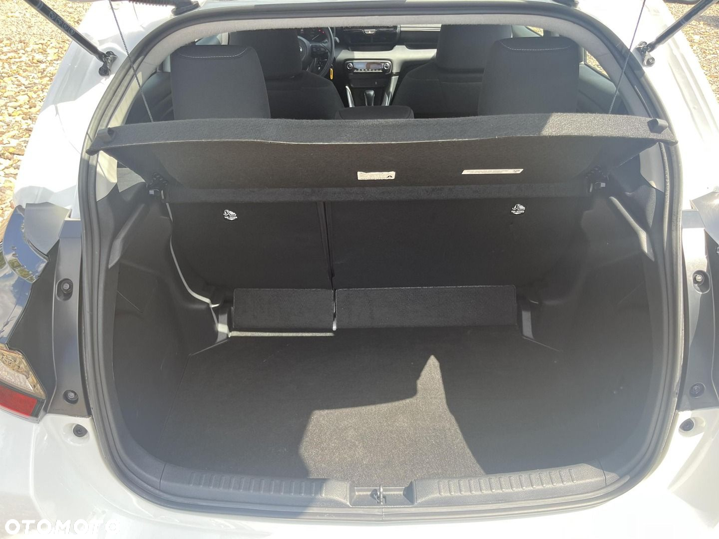 Toyota Yaris Hybrid 1.5 Comfort - 20
