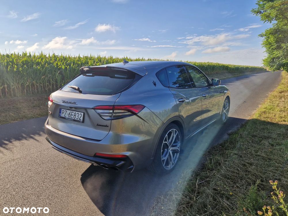 Maserati Levante Trofeo - 9