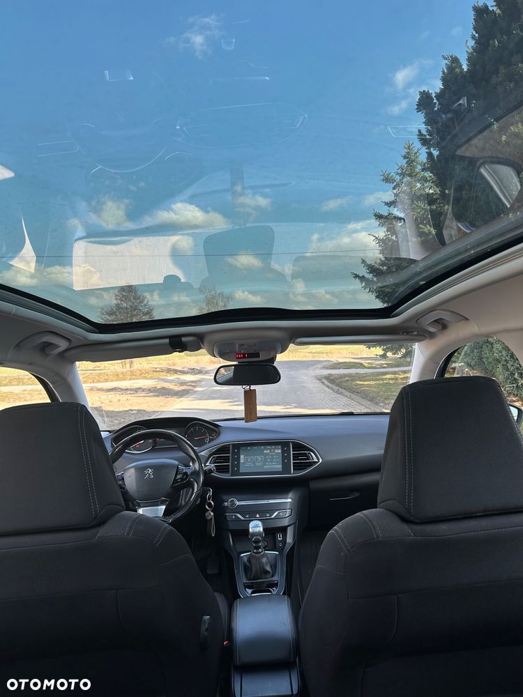 Peugeot 308 1.6 BlueHDi Allure S&S - 12