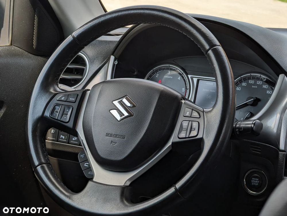 Suzuki Vitara 1.6 DDiS (4x4) Allgrip Comfort+ - 29
