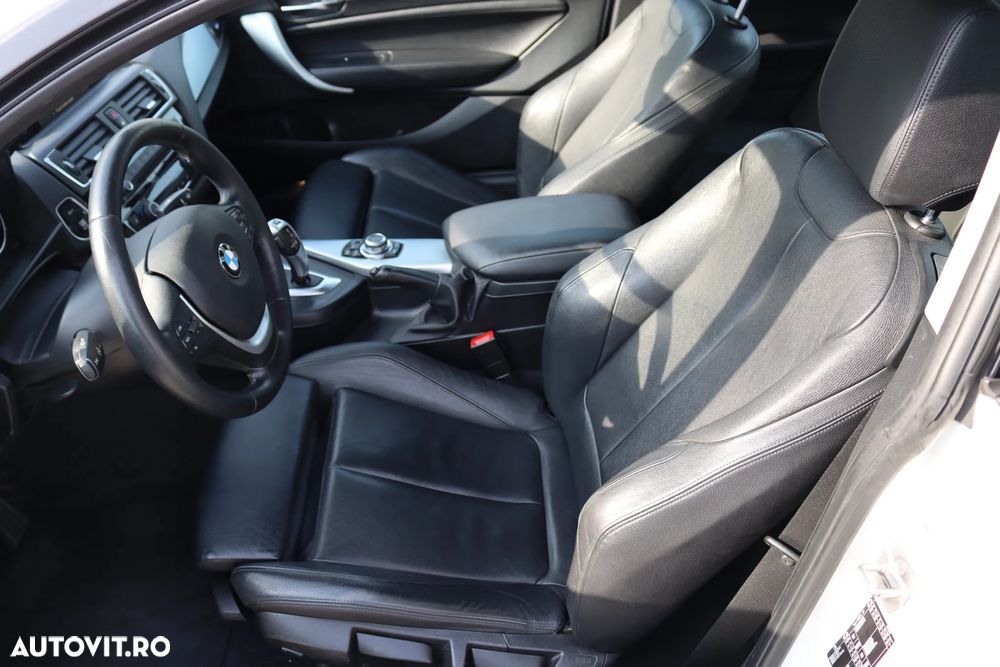 BMW Seria 2 220d Aut. Sport Line - 11