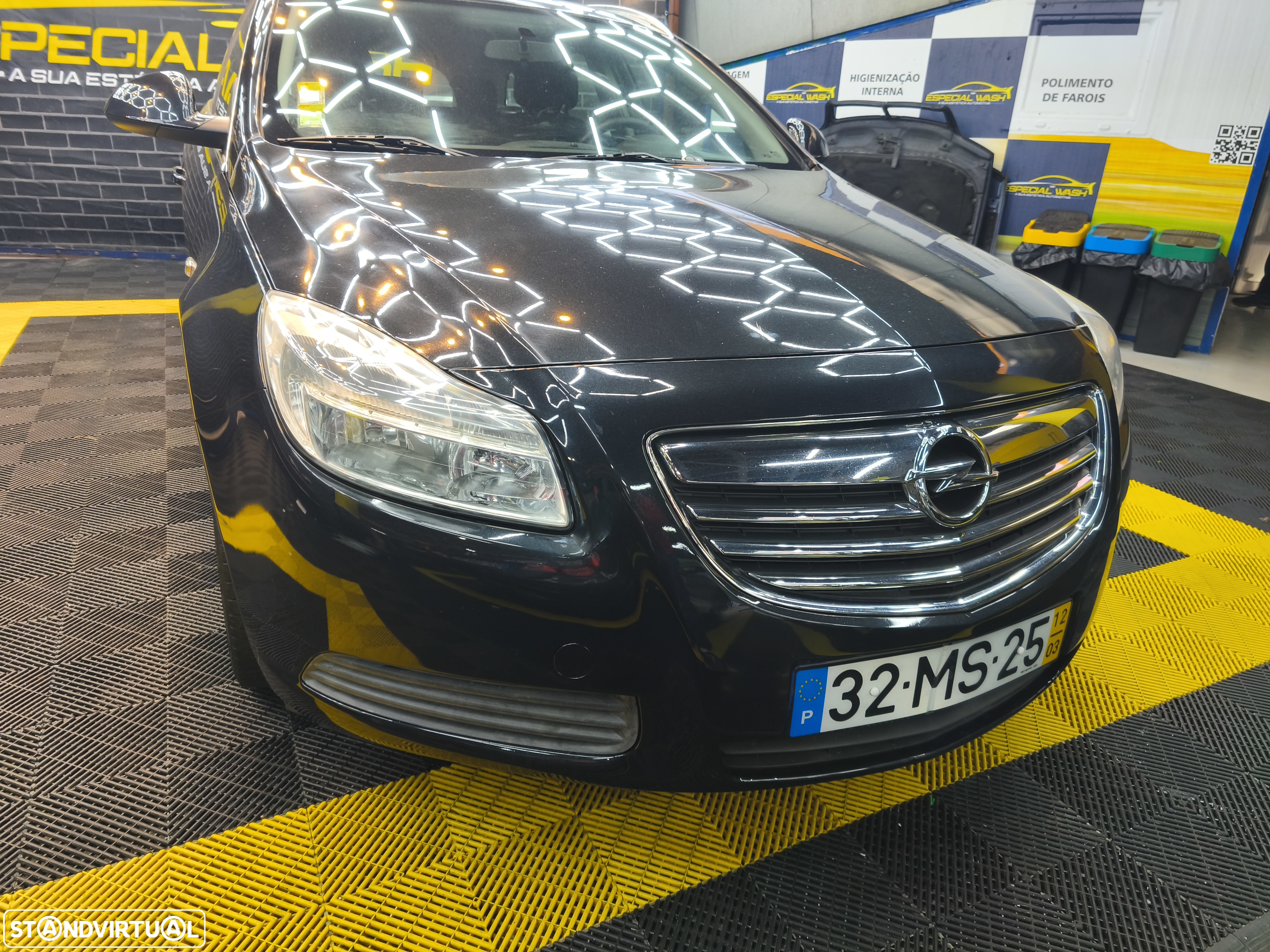 Opel Insignia Sports Tourer 2.0 CDTi Cosmo ecoFLEX - 24