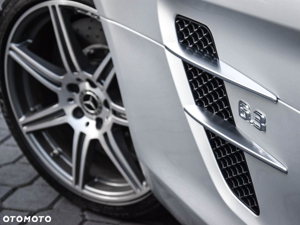 Mercedes-Benz SLS SPEEDSHIFT DCT - 22
