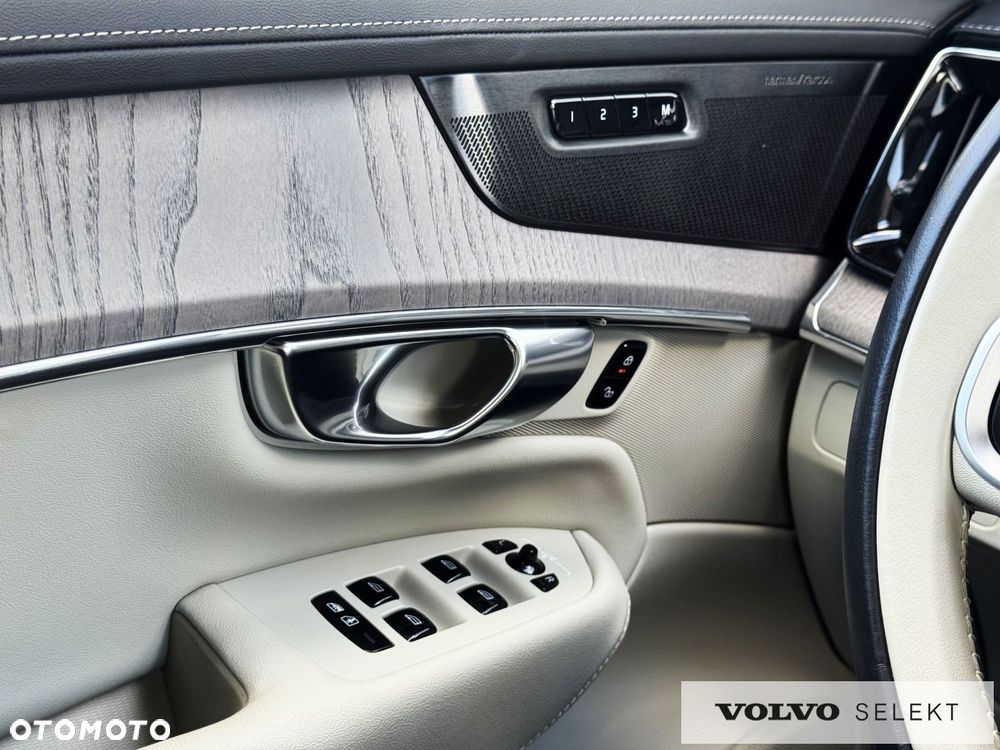 Volvo XC 90 - 34