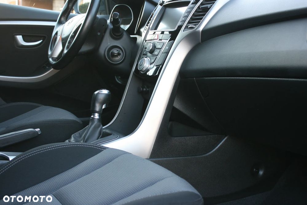 Hyundai i30 1.4 Style - 27