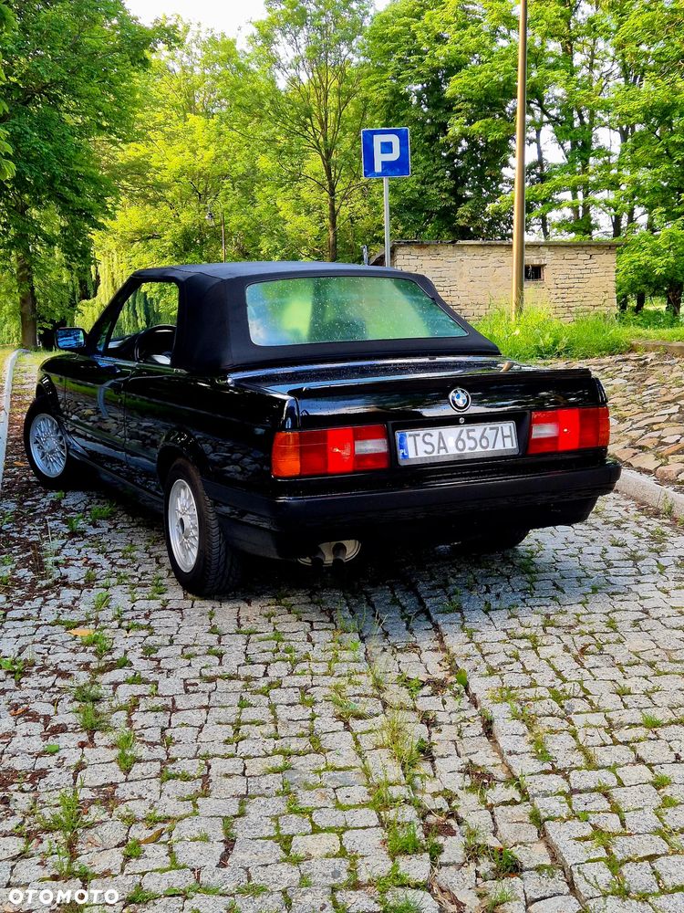 BMW Seria 3 320i - 14