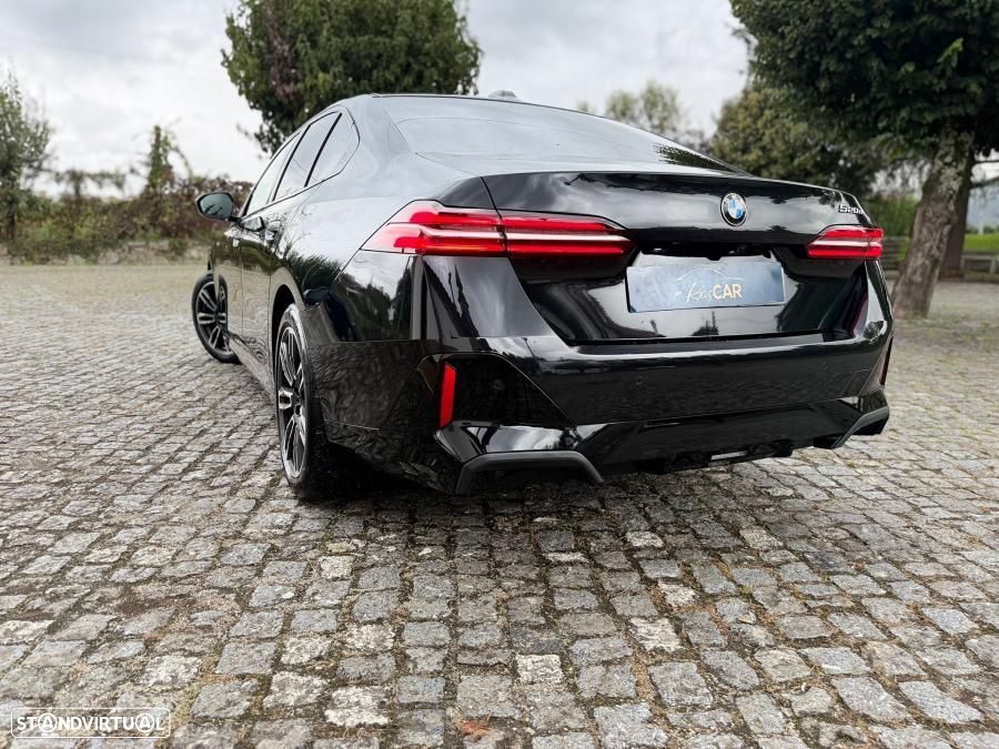 BMW 520 d Pack Desportivo M Pro - 9