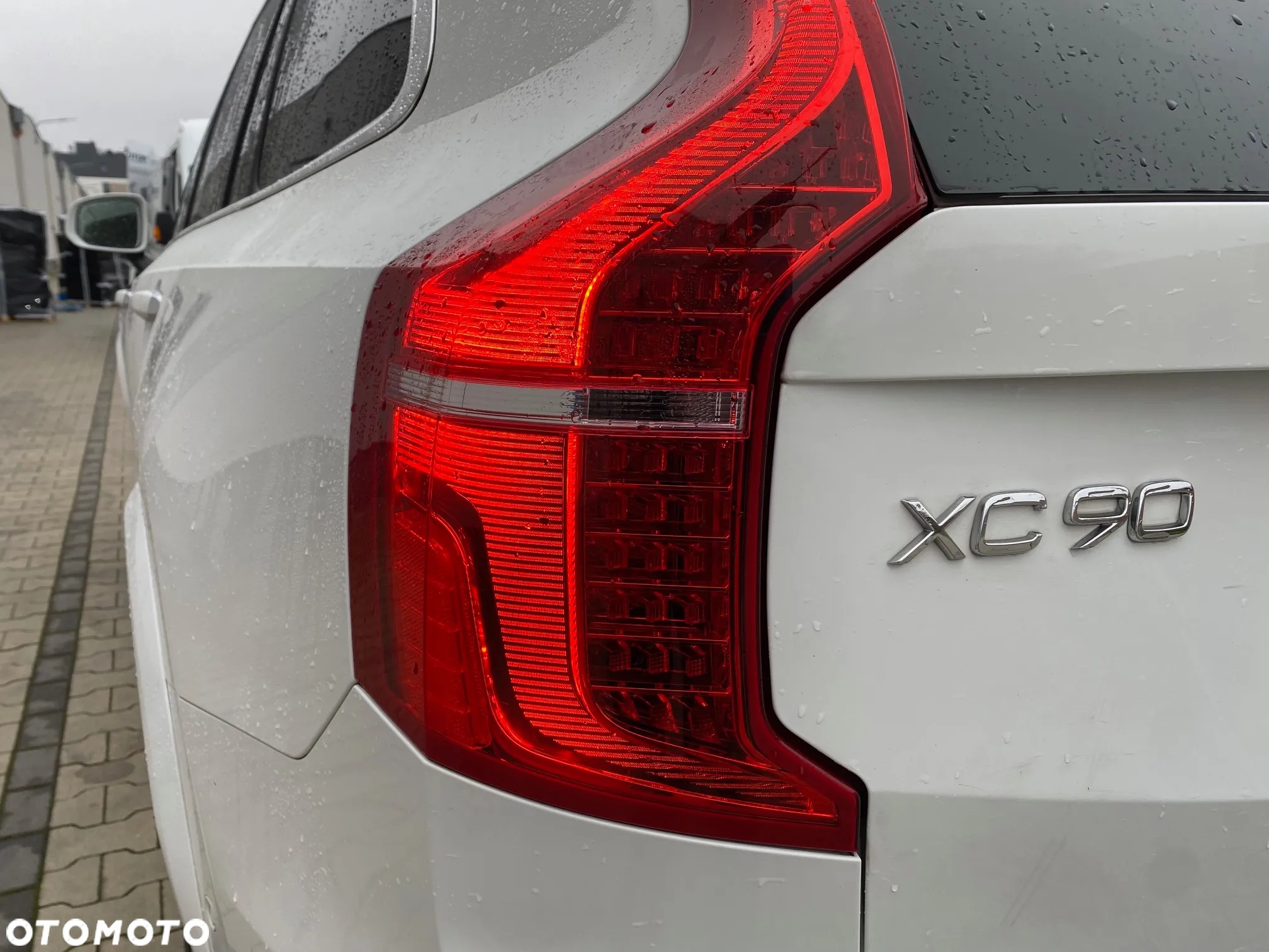 Volvo XC 90 D5 AWD Momentum 7os - 37