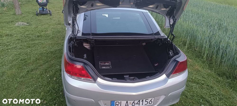 Opel Astra 1.9 CDTI Cosmo - 8