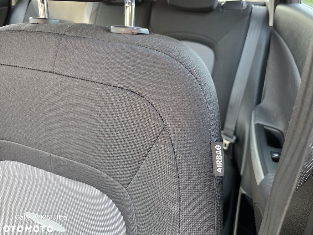 Kia Ceed 1.6 GDI ISG Dream Team Edition - 29