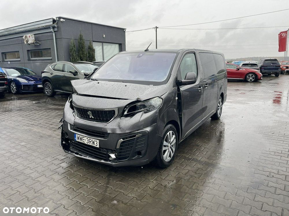 Peugeot Traveller - 4