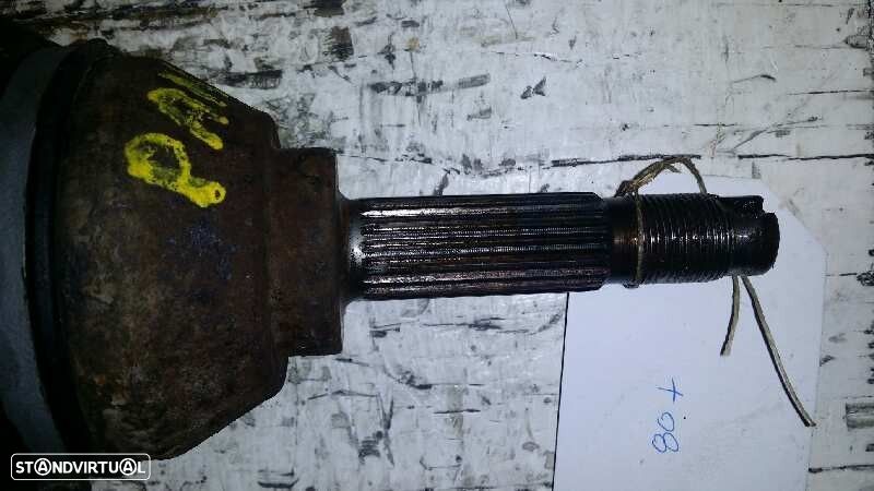 TRANSMISSÃO FRONTAL DIREITA FIAT PANDA 1980 - - 4