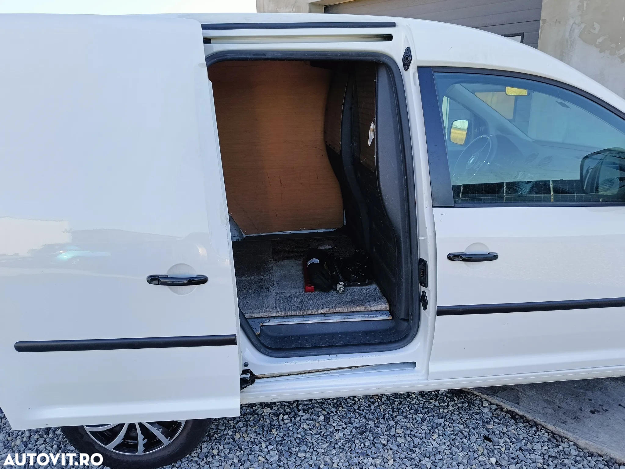 Volkswagen Caddy - 7
