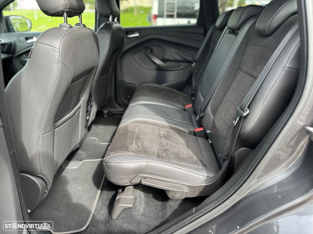 Ford Kuga 1.5 TDCi ST-Line Limited Edition - 36