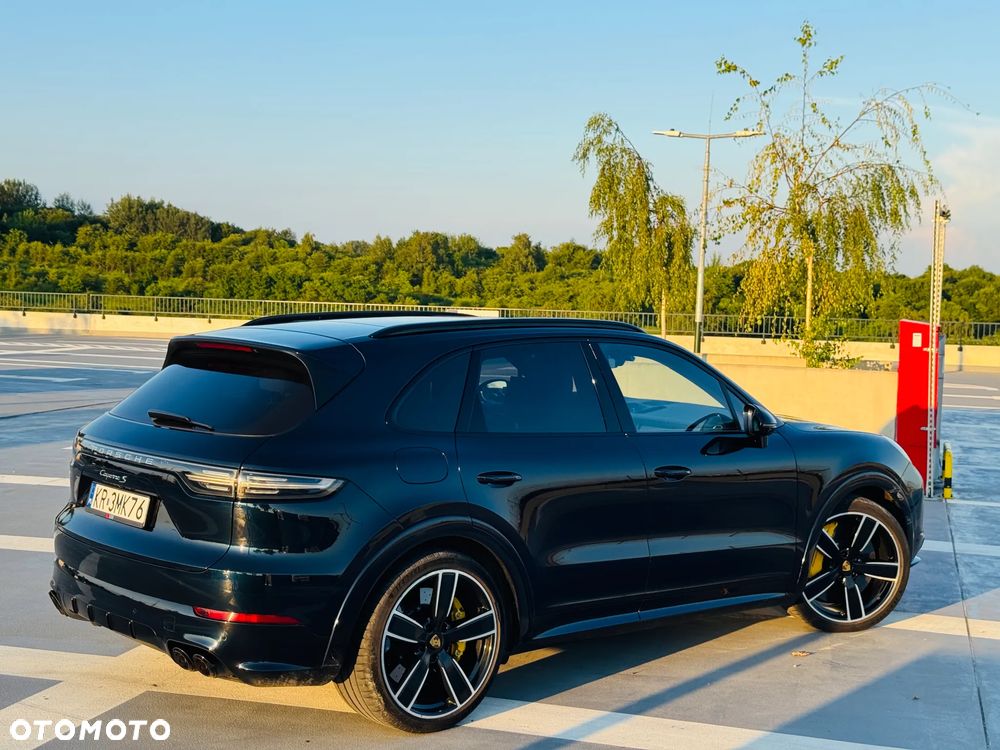 Porsche Cayenne S - 1