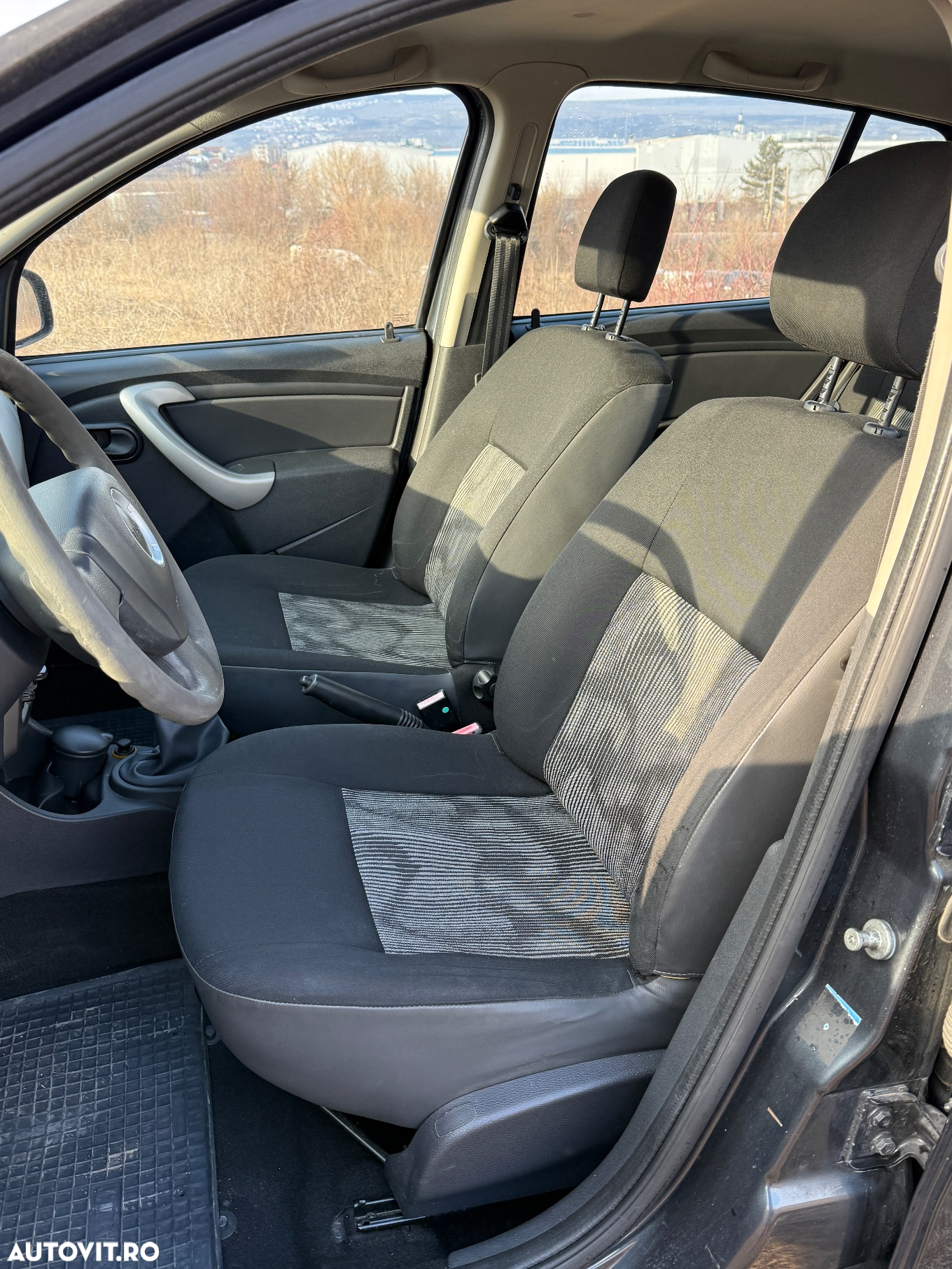 Dacia Sandero 1.2 16V eco2 - 12