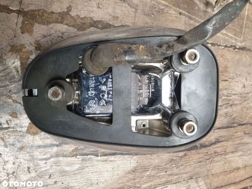 Lampa tył Yamaha Drag Star Classic / Road Star / Royal Star / Venture - 11