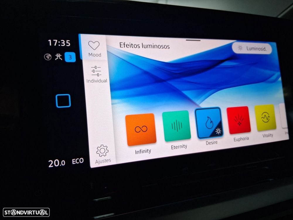 VW Multivan 1.4 TSI e-Hybrid Style Longa DSG - 12