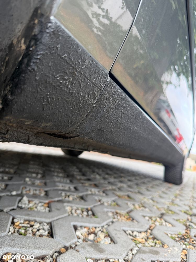 Volkswagen Passat - 22
