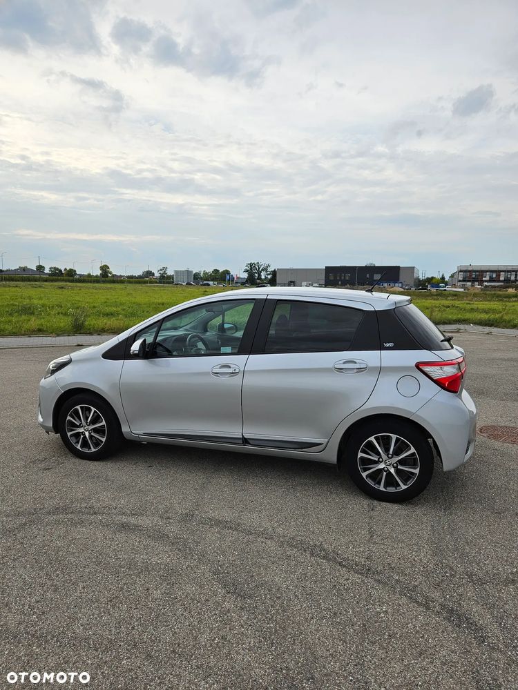 Toyota Yaris 1.33 Selection Pure - 17