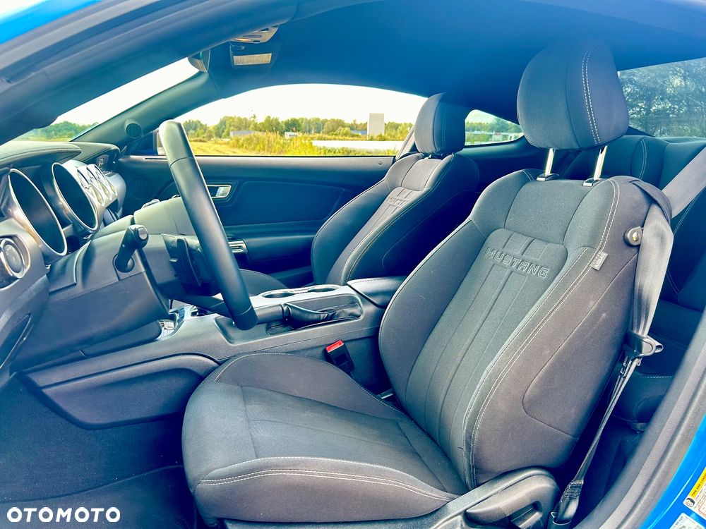 Ford Mustang 5.0 V8 GT - 6