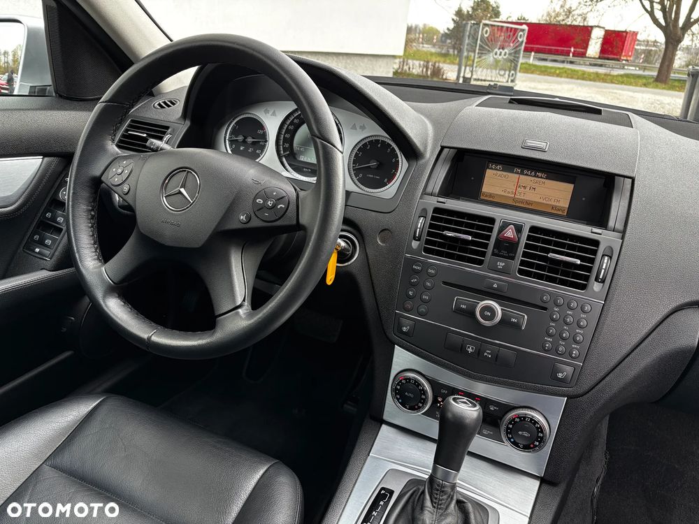 Mercedes-Benz Klasa C - 33