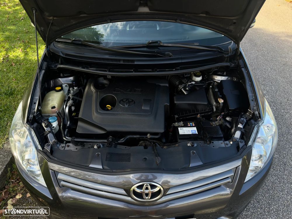 Toyota Auris 1.4 D-4D ACtive+VSC 110g - 11