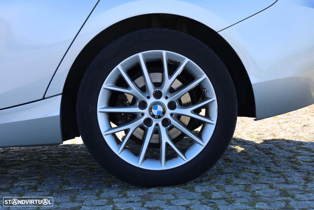 BMW 116 d Pack M - 8