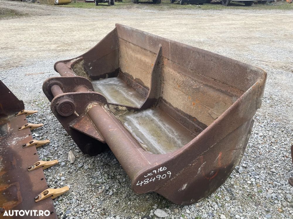 Cupa Taluz latime de 2100 mm pentru excavatoare de 25-35 tone - 2