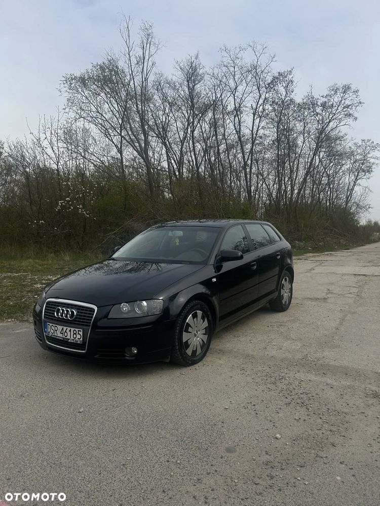 Audi A3 Sportback 2.0 TDI DPF Attraction - 1