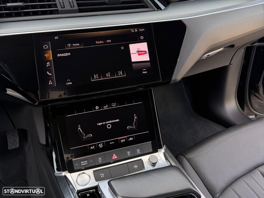 Audi e-tron 55 quattro - 8