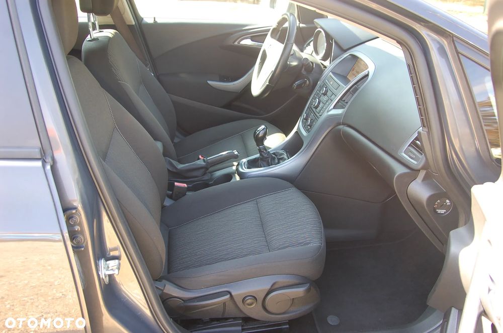 Opel Astra 1.4 Turbo Cosmo - 32