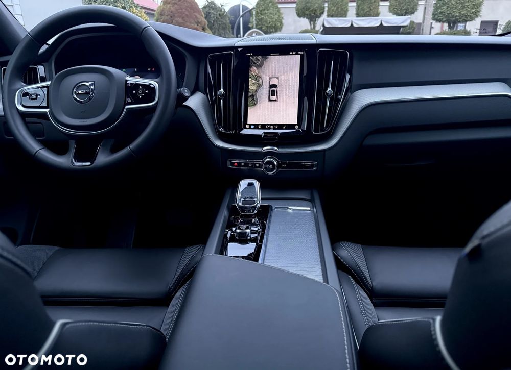 Volvo XC 60 B5 B AWD Geartronic RDesign - 10
