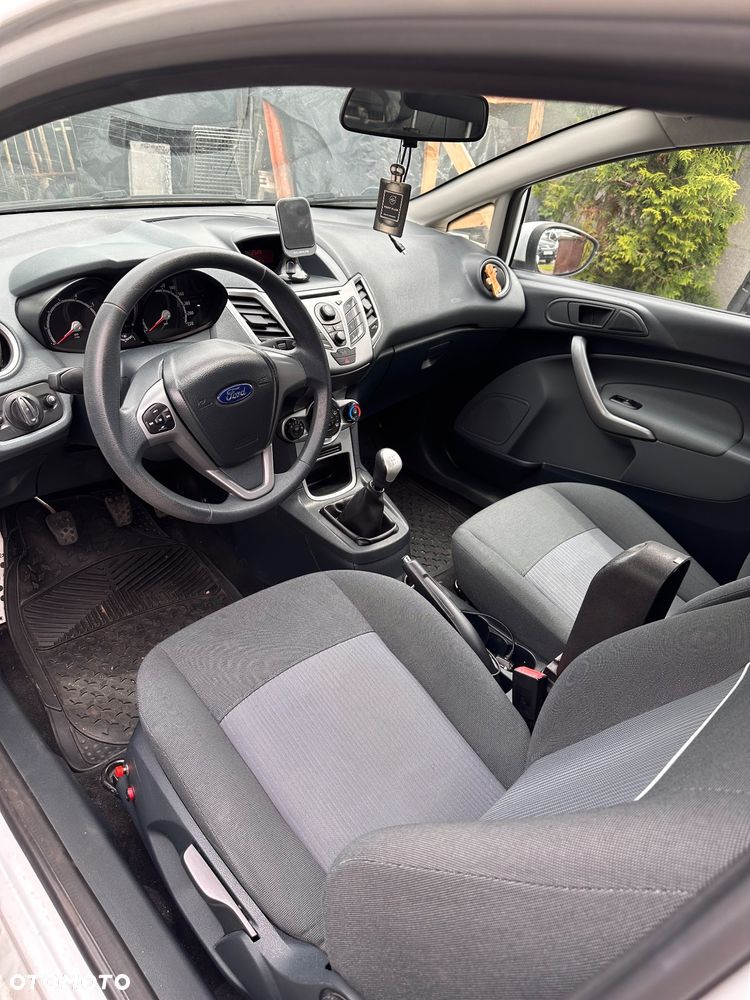 Ford Fiesta 1.25 Ambiente - 5