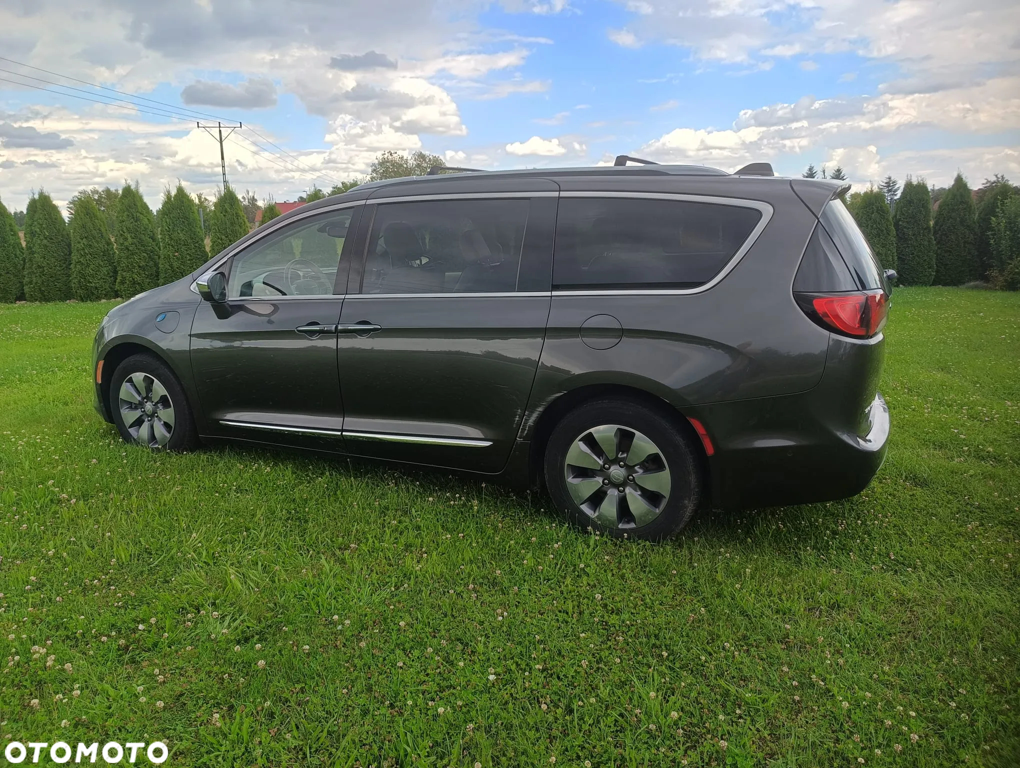 Chrysler Pacifica - 14