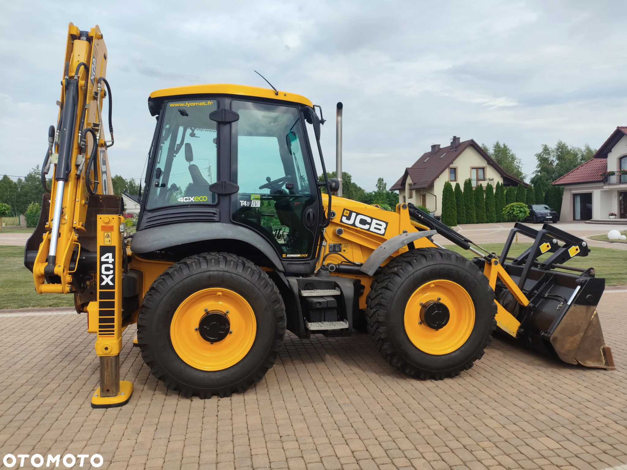 JCB 4CX / RÓWNE KOŁA / TORQUELOCK / POWERSHIFT / SPROWADZONA / - 8