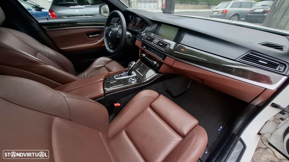 BMW 520 d Auto - 31