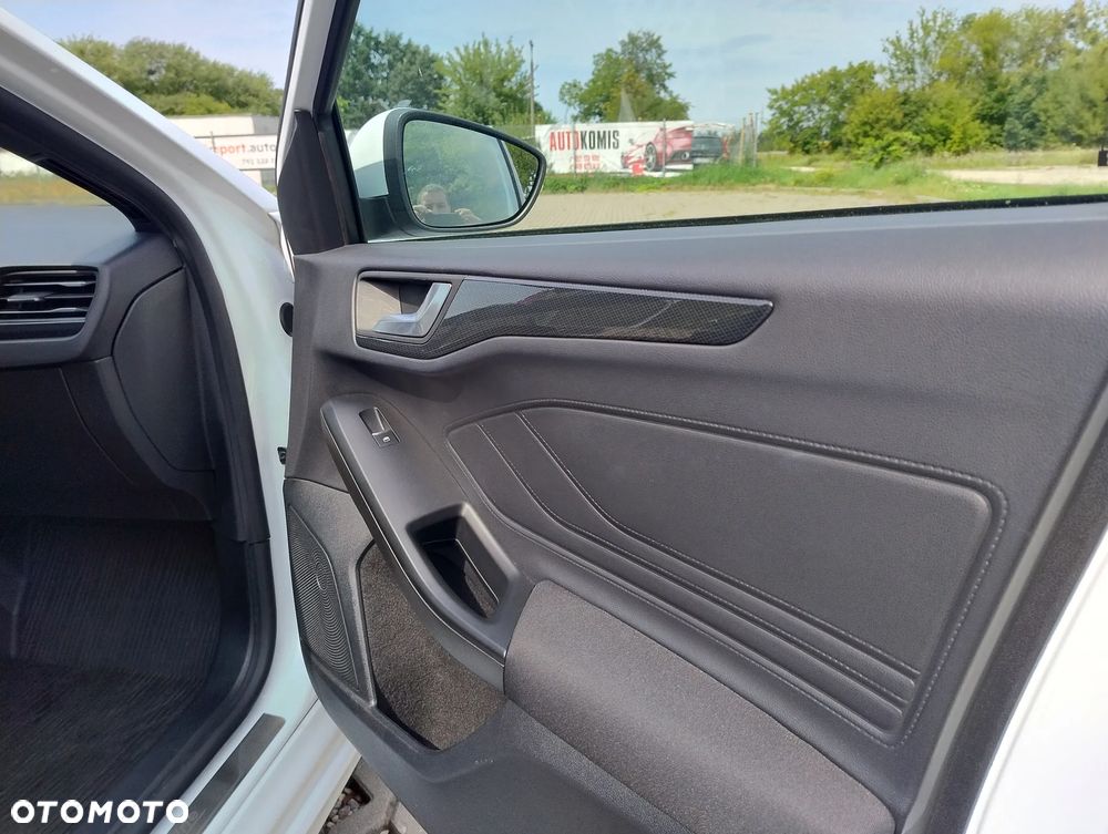 Ford Focus 2.0 EcoBlue ST-Line - 26