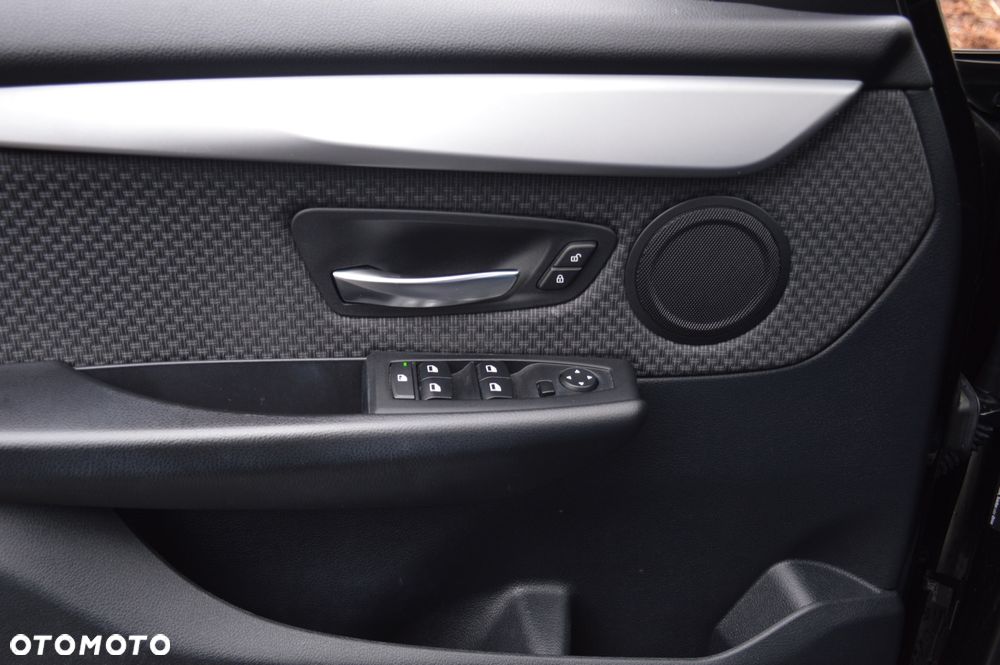 BMW Seria 2 216d Advantage - 30