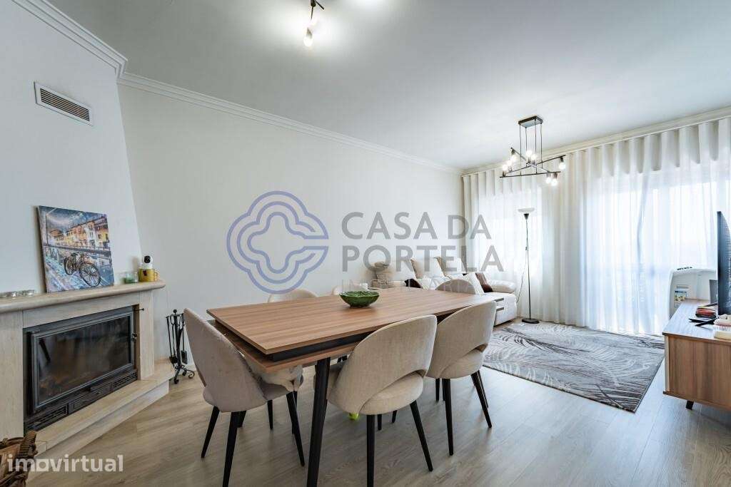 Venda apartamento T3 de 126 m2, Renovado 3º piso e último em Ermesinde - Grande imagem: 3/28