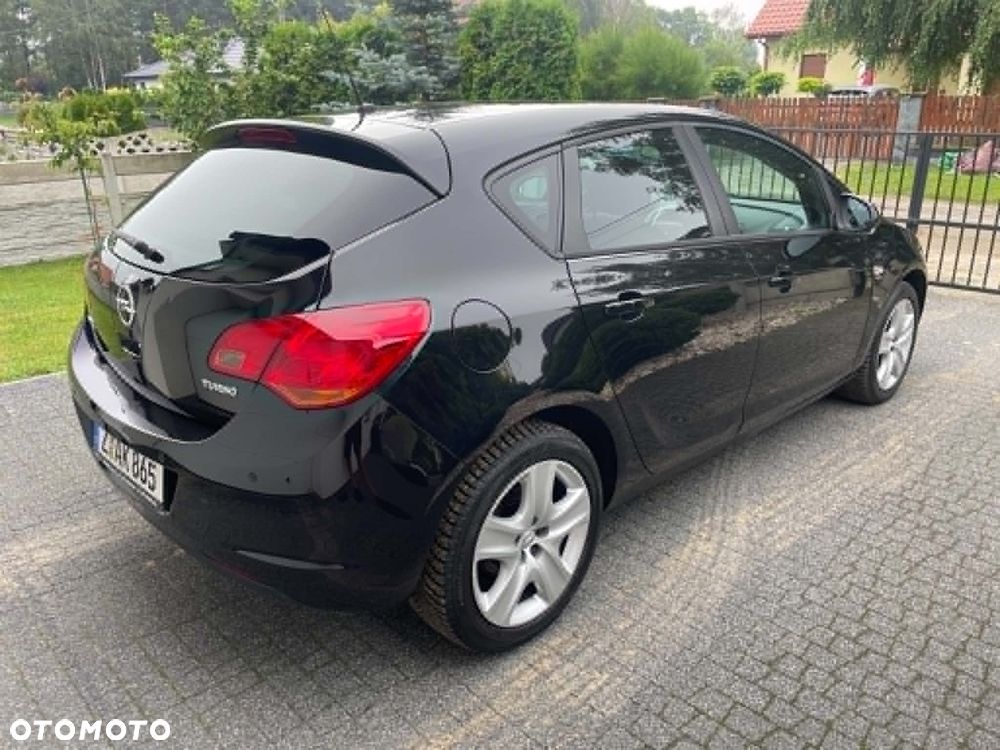 Opel Astra 1.4 Turbo - 3
