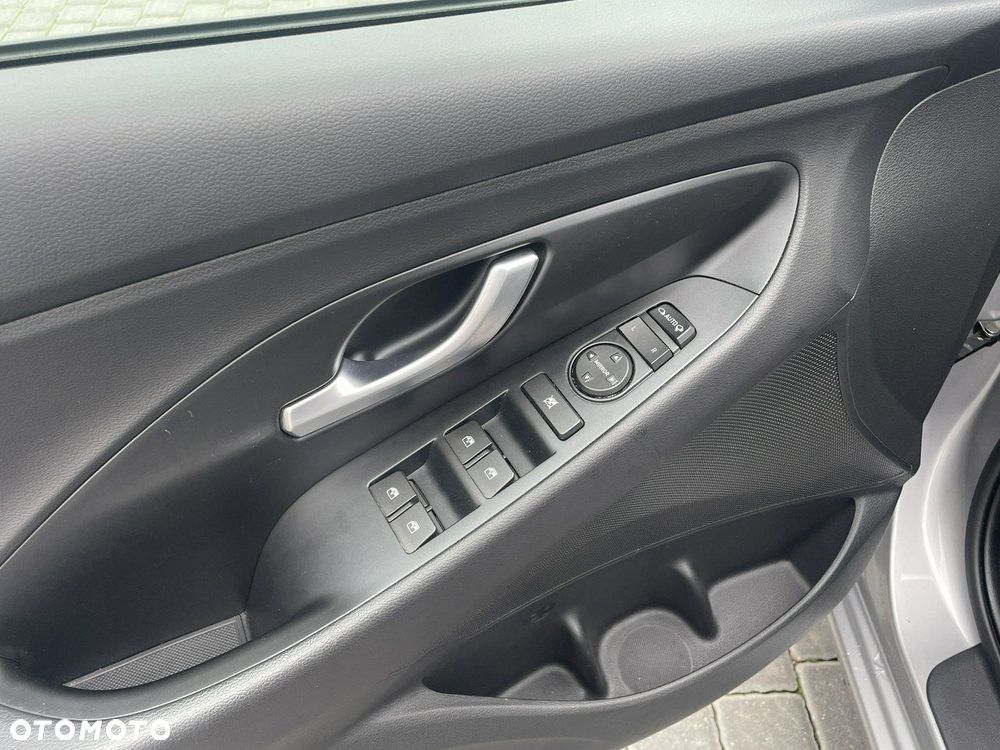 Hyundai i30 - 11