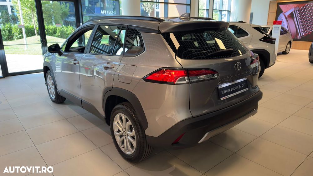 Toyota Corolla Cross - 6