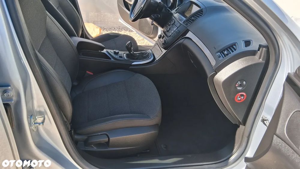 Opel Insignia 1.6 Turbo Cosmo - 14