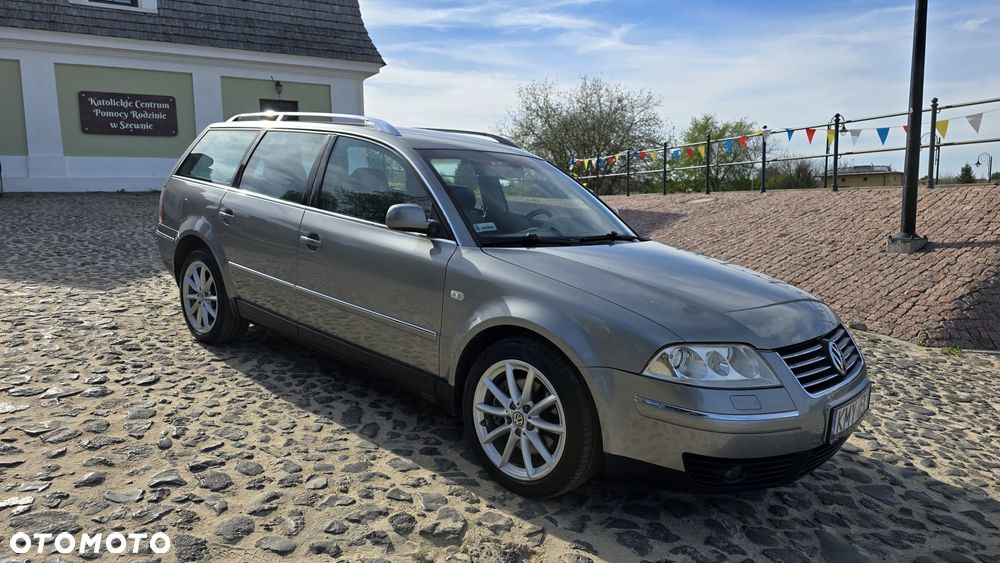 Volkswagen Passat 2.5 TDI Highline Tiptr - 14