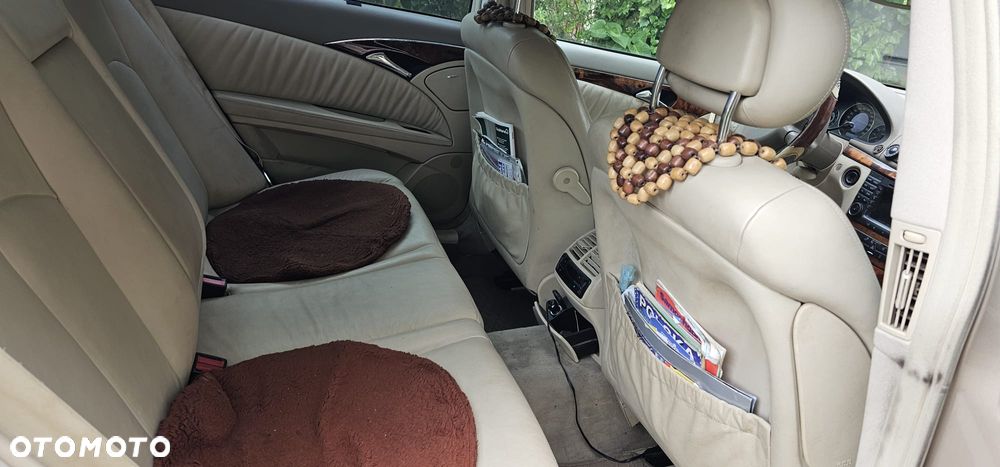 Mercedes-Benz Klasa E 350 7G-TRONIC Elegance - 4