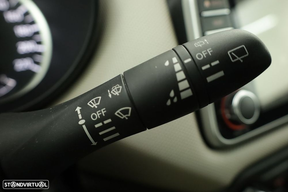 Nissan Micra 0.9 IG-T Acenta S/S - 17