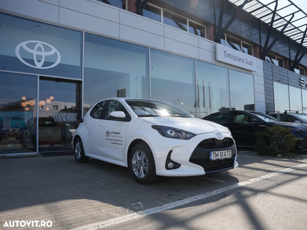 Toyota Yaris - 1