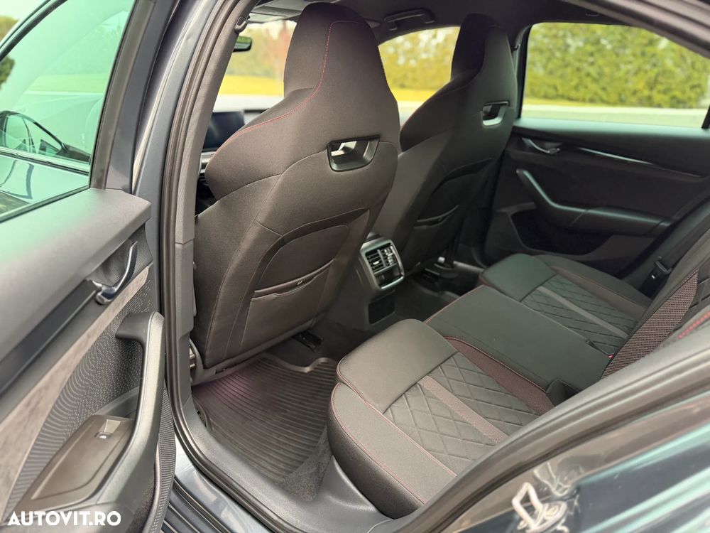 Skoda Octavia 2.0 TSI RS Plus - 16